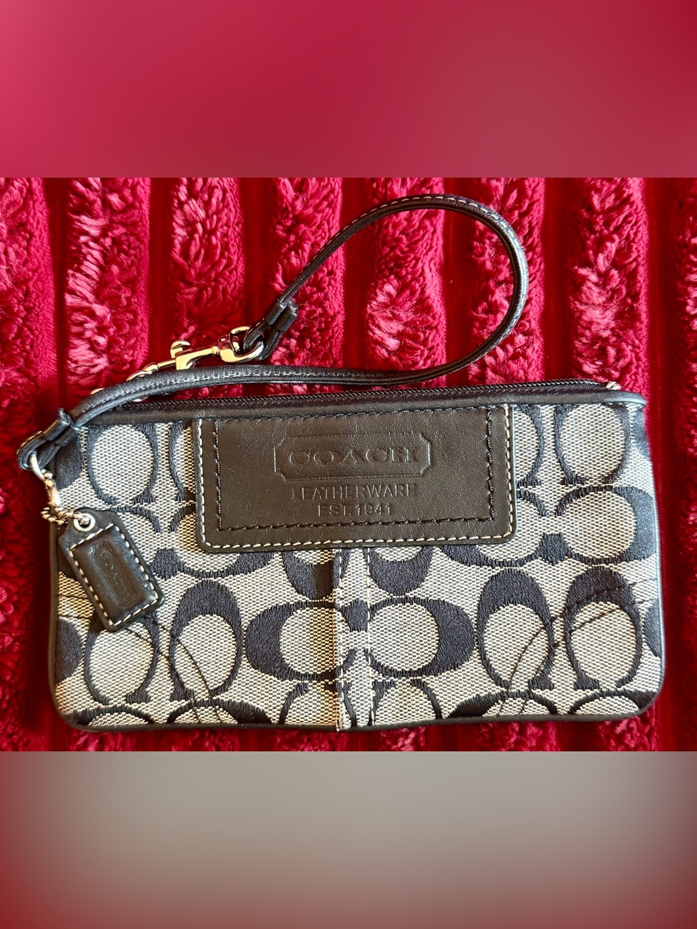 Coach Black Signature Canvas Wristlet with Leather Patch With Hang Tag